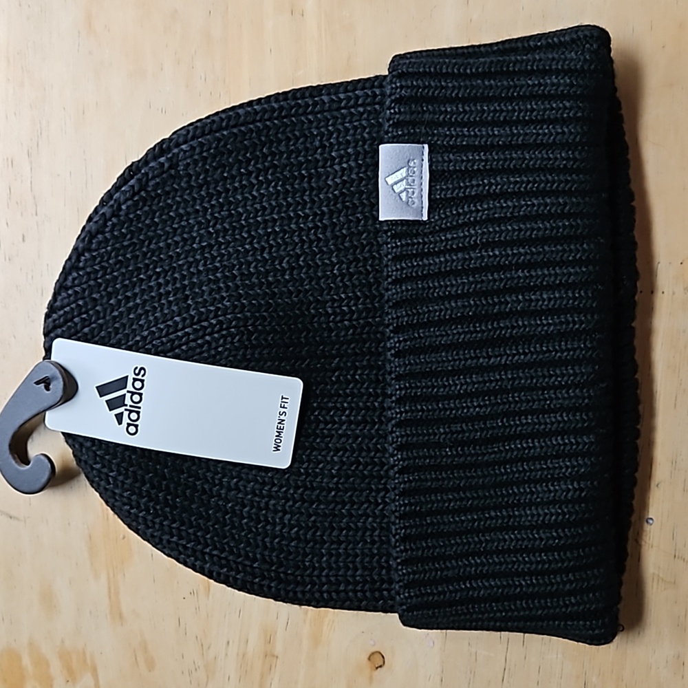 ADIDAS BEANIE